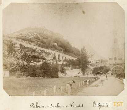 Calvaire et basilique (Lourdes)